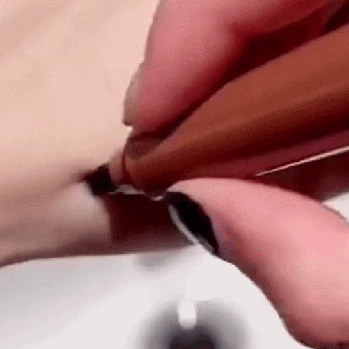 Creion Profesional pentru Sprâncene